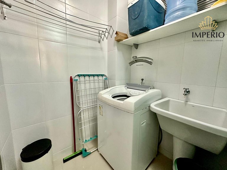 204 - Flat em condominio com piscina na praia de Bombas