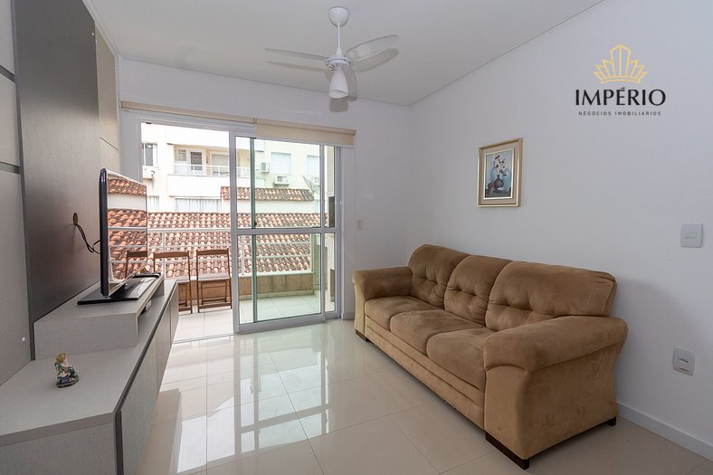 449 - Lindo Apartamento de 3 dormitórios á 100m da praia de