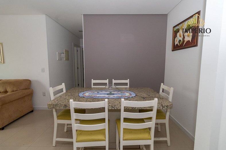 449 - Lindo Apartamento de 3 dormitórios á 100m da praia de