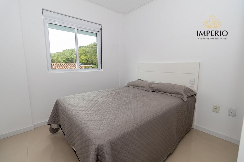 449 - Lindo Apartamento de 3 dormitórios á 100m da praia de