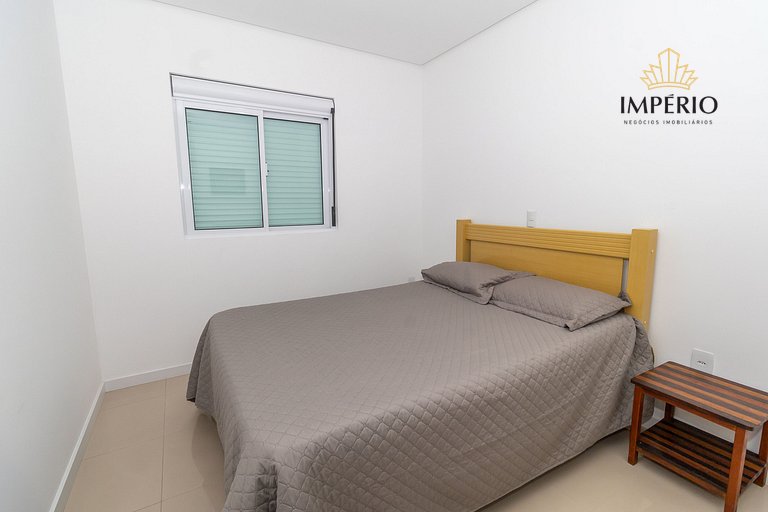 449 - Lindo Apartamento de 3 dormitórios á 100m da praia de