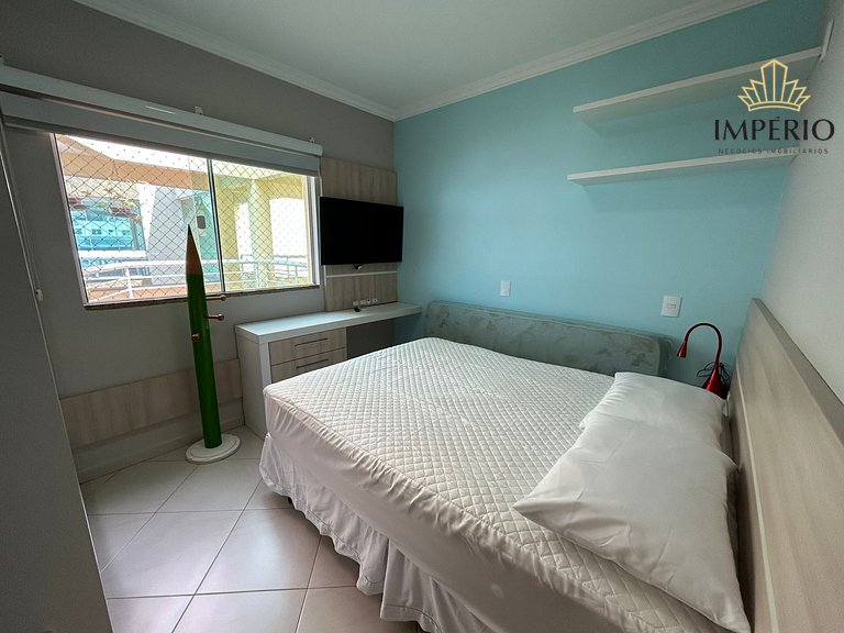 663 - Lindo Apartamento 2 dormitórios na praia de Bombas